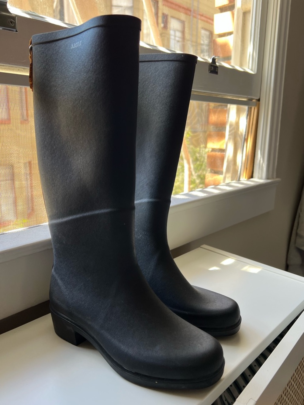 L’Aigle Miss Juliette A2 Black heeled Rain Boots size FR 39